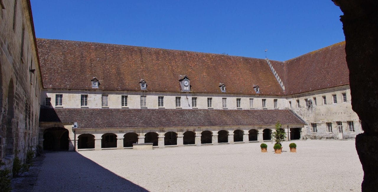 Abbaye royale de Moncel