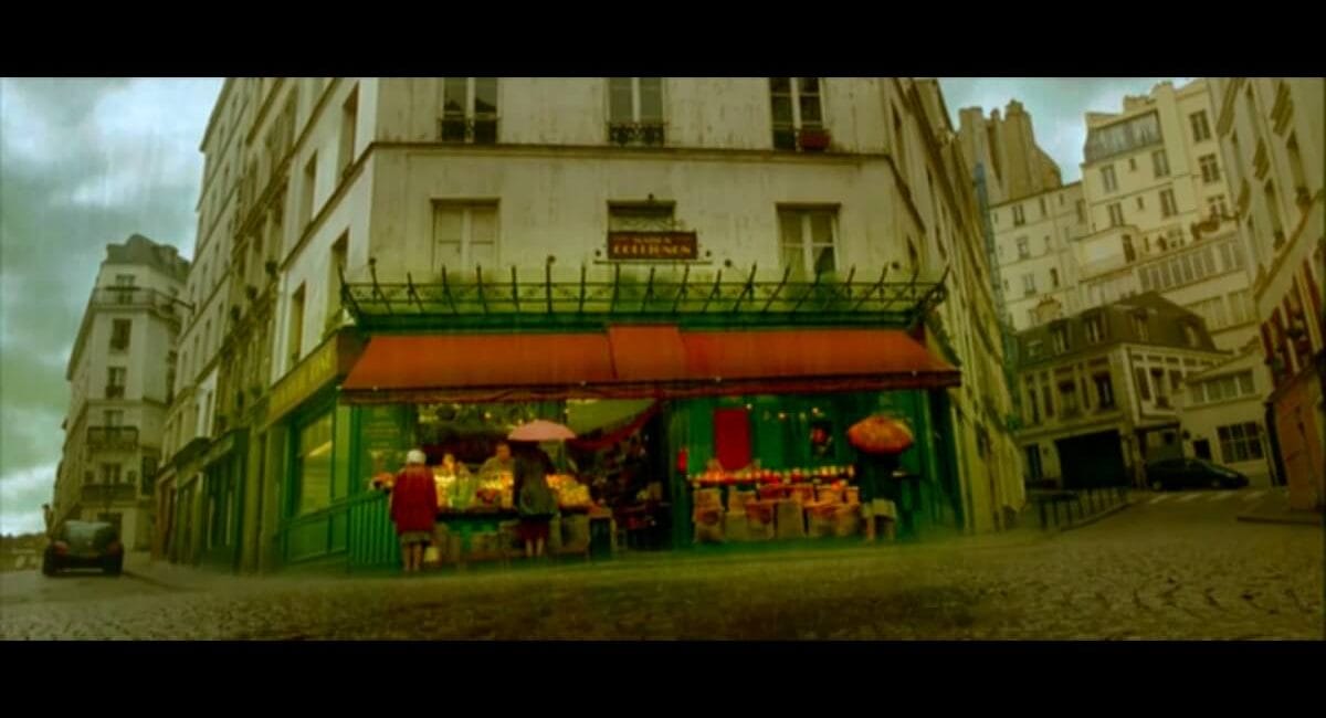 Au marché de la Butte dans Le fabuleux destin d'Amélie Poulain (Jean-Pierre Jeunet / UGC / Victoire productions / Tapioca Films)