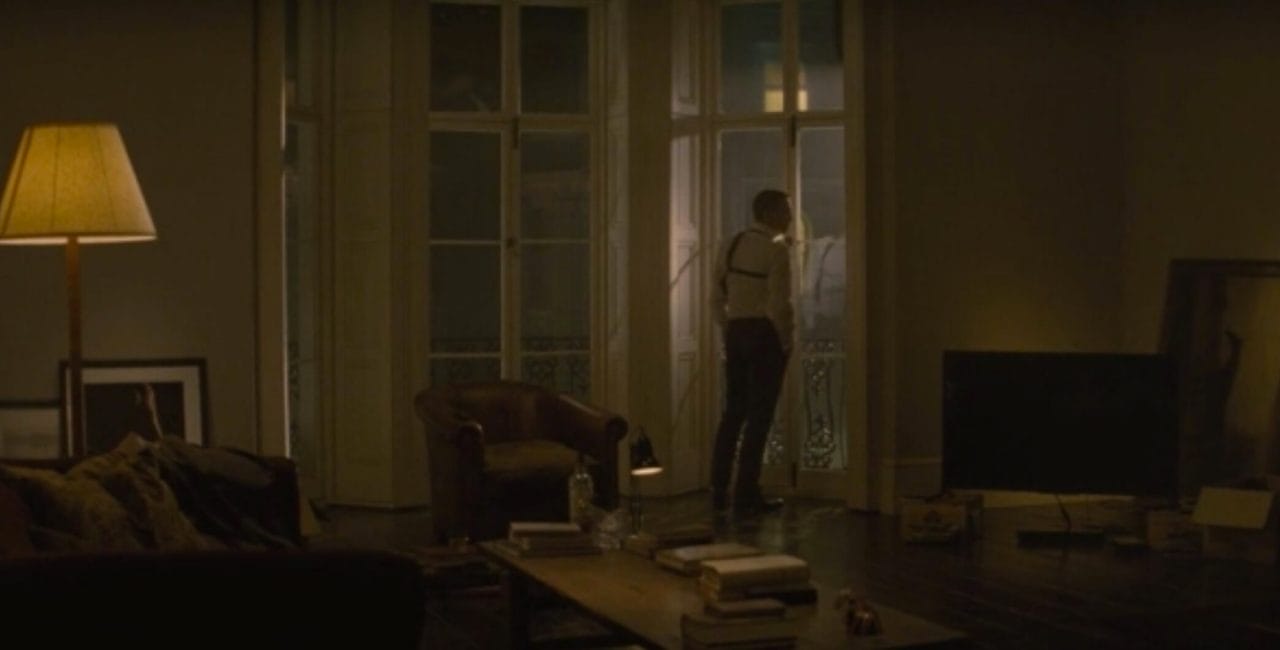 Scène de l'appartement de 007 dans Spectre