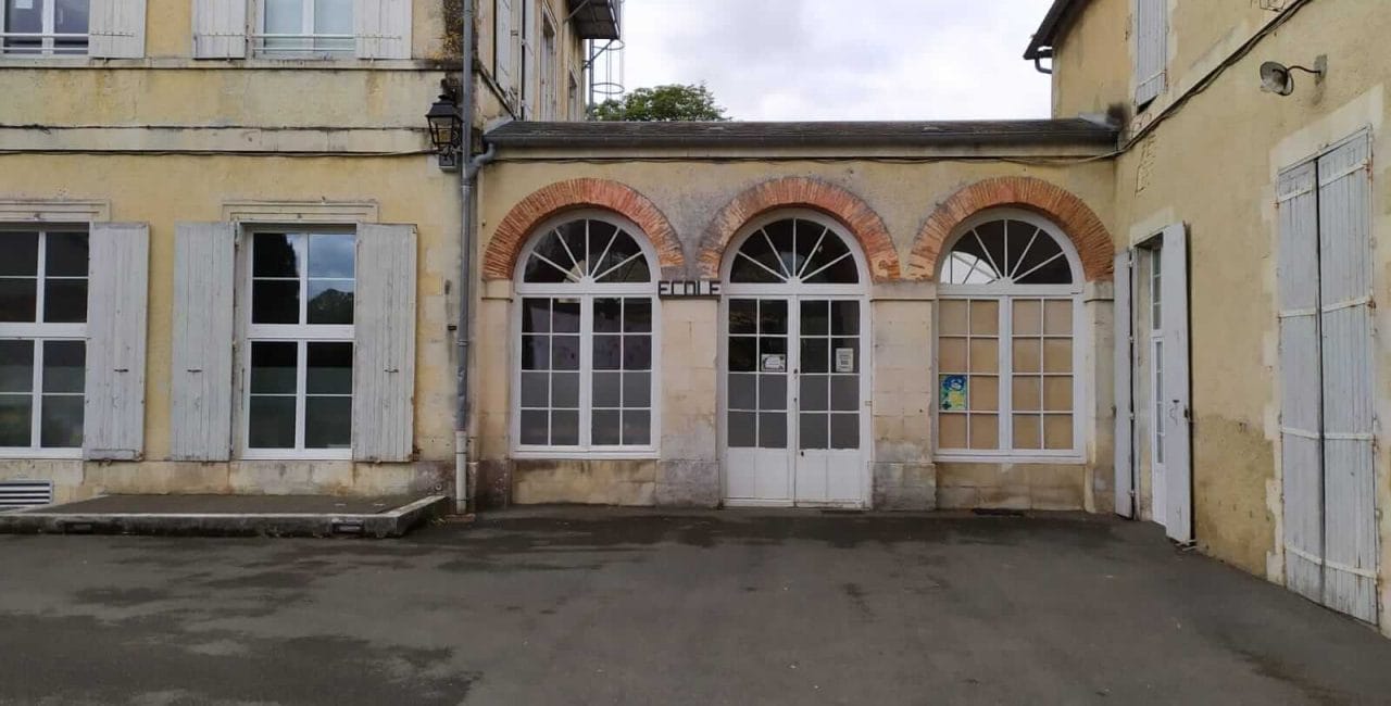 École rue Château Musset Benon