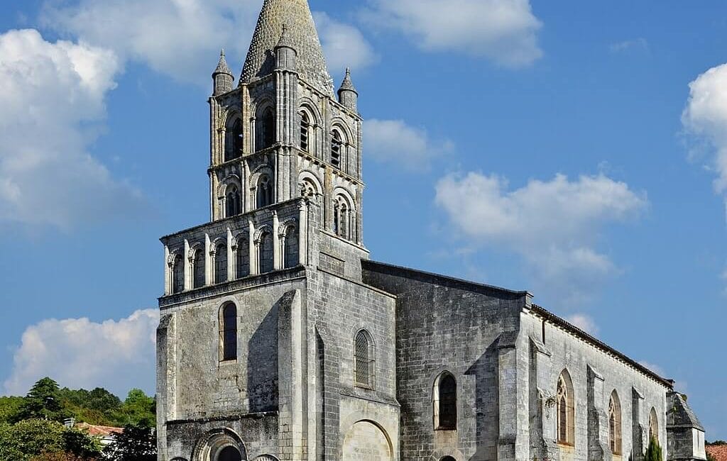 Saint-Pierre de Segonzac Church