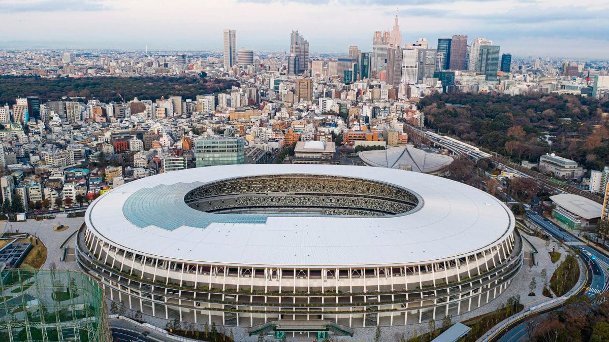 New national stadium tokyo 1.jpg Plus de détails Aerial view of Japan National Stadium, Tokyo (CC BY-SA 3.0 / Arne Müseler)