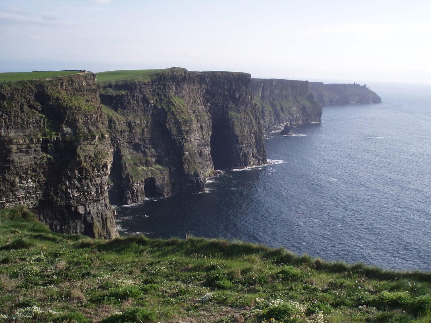 Cliffs of Moher - Photo Wikimedia Commons by Lionel Baur