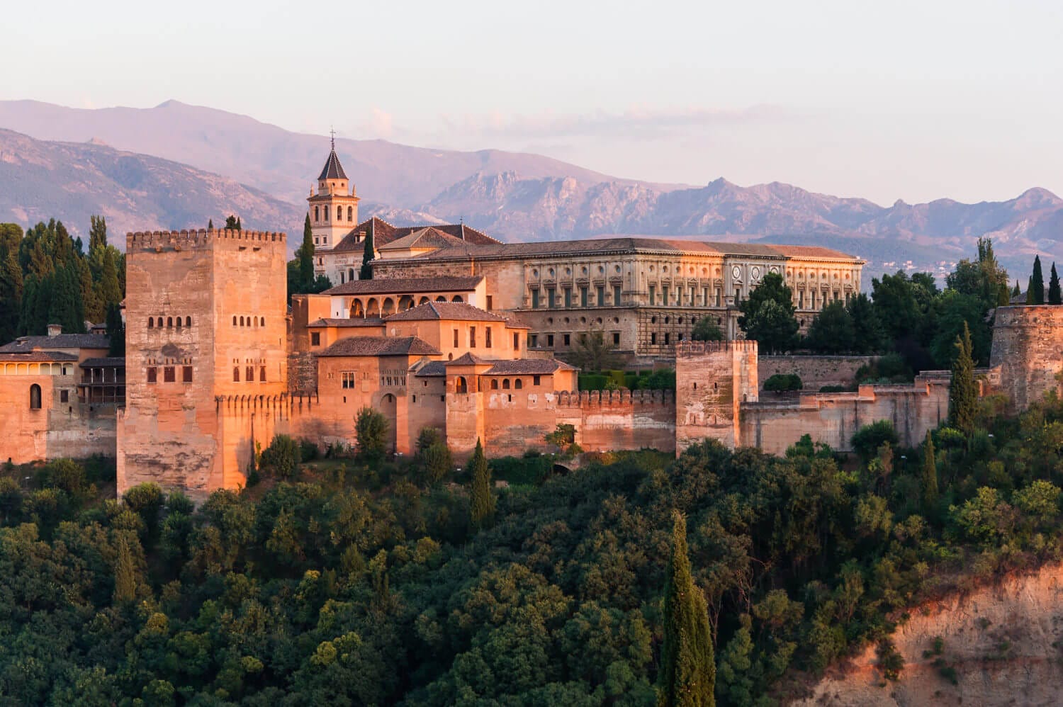 The Alhambra, Granada - Photo Wikimedia Commons by Jebulon