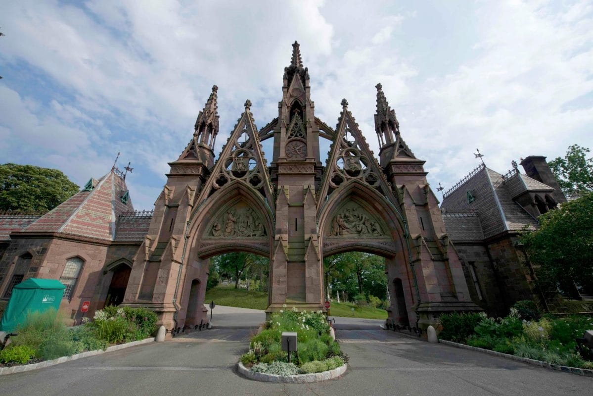 10 New York parks in the movies: Green-Wood Cemetery