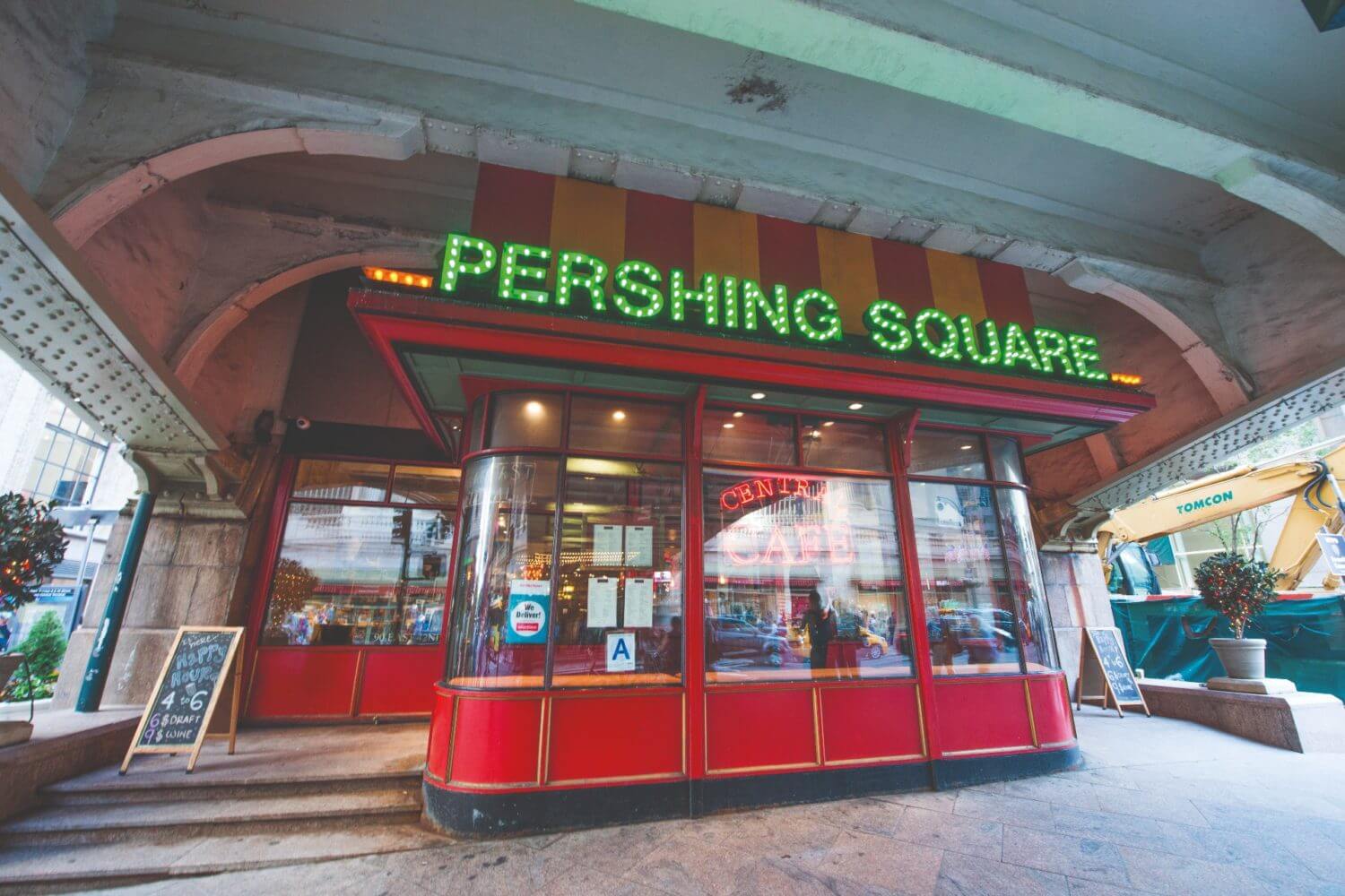 Pershing Square Cafe - Photo credit: Fantrippers